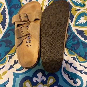 Great pair of suede Birkenstock Used ONCE